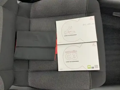 Photo 15 Citroën C3  BlueHDi 100 S&S BVM6 Feel