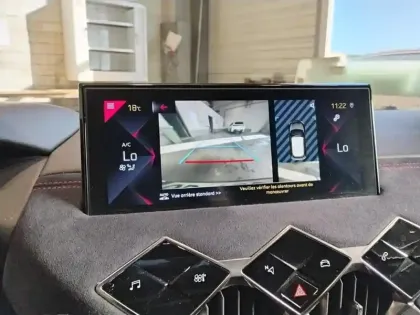 Photo 25 DS DS 3 DS3 Crossback PureTech 155 EAT8 Ines de la Fressange Paris