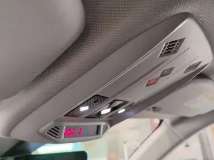 Photo 24 DS DS 3 DS3 Crossback PureTech 155 EAT8 Ines de la Fressange Paris