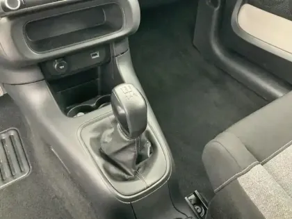 Photo 23 Citroën C3  PureTech 83 S&S BVM5 C-Series