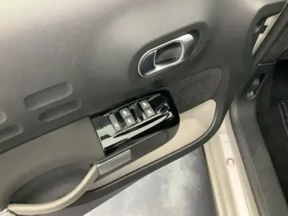 Photo 19 Citroën C3  PureTech 83 S&S BVM5 C-Series