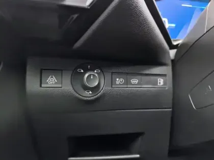 Photo 19 DS DS 7 DS7 Crossback Hybride E-Tense 225 EAT8 Rivoli