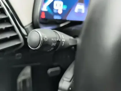 Photo 17 DS DS 7 DS7 Crossback Hybride E-Tense 225 EAT8 Rivoli