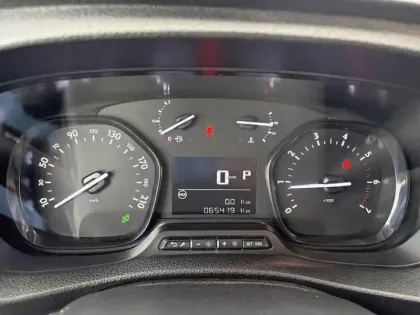 Photo 20 Citroën Jumpy  FGN M BLUEHDI 180 S&S EAT8 DRIVER