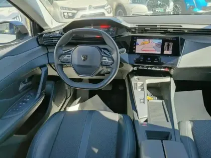 Photo 9 Peugeot 308  SW Plug-in Hybrid 195 ch e-DCS7 Allure