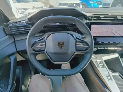 Photo 11 Peugeot 308  SW Plug-in Hybrid 195 ch e-DCS7 Allure