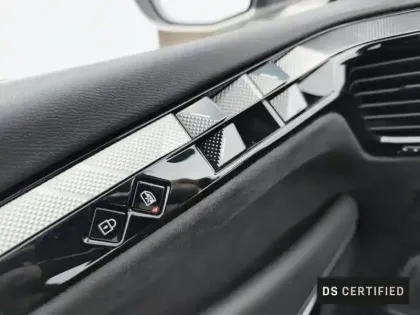 Photo 19 DS DS 4  Hybride 145 e-DCT6 Etoile - Alcantara