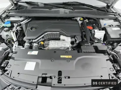 Photo 6 DS DS 4  Hybride 145 e-DCT6 Etoile - Alcantara