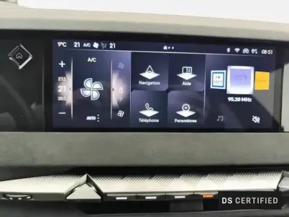 Photo 21 DS DS 4  Hybride 145 e-DCT6 Etoile - Alcantara
