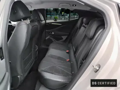 Photo 22 DS DS 4  Hybride 145 e-DCT6 Etoile - Alcantara