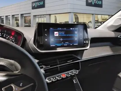 Photo 10 Peugeot 208  100 S&S BVM6 Business