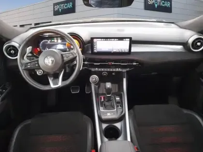 Photo 9 Alfa Romeo Tonale  1.3 Hybride Rechargeable PHEV 280ch AT6 Q4 Veloce