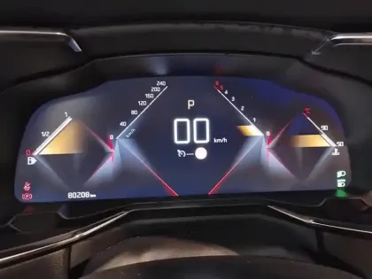 Photo 20 DS DS 7 DS7 Crossback BlueHDi 130 EAT8 Performance Line+