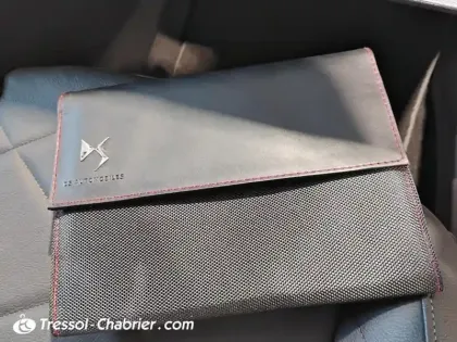 Photo 15 DS DS 3 DS3 Crossback PureTech 130 EAT8 Grand Chic