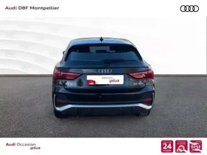 Photo 3 Audi Q3 35 TFSI 150 ch S tronic 7 S line