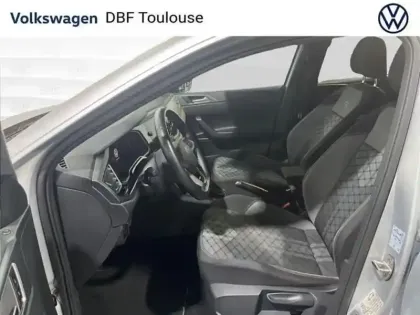 Photo 9 Volkswagen Taigo 1.0 TSI 110 DSG7 R-Line