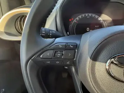 Photo 20 Toyota Aygo 1.0 VVT-i 72 Design Zen Radars