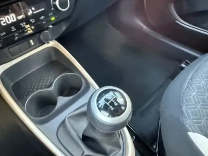 Photo 26 Toyota Aygo 1.0 VVT-i 72 Design Zen Radars