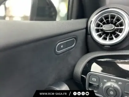 Photo 15 Mercedes Classe A 200 163ch AMG Line 7G-DCT