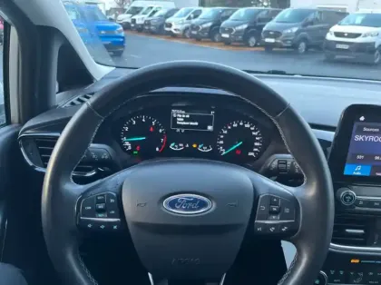 Photo 6 Ford Kuga 2.5 Duratec 190ch FHEV E85 Titanium BVA