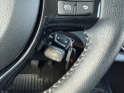 Photo 8 Toyota Yaris 70 VVT-i France Connect