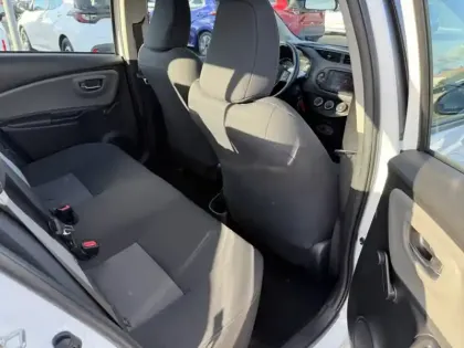 Photo 13 Toyota Yaris 70 VVT-i France Connect