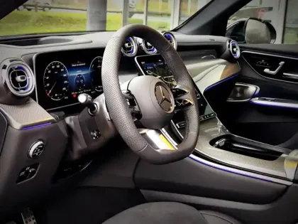 Photo 7 Mercedes Classe GLC SUV 300 e Hybrid EQ 4MATIC AMG Line +