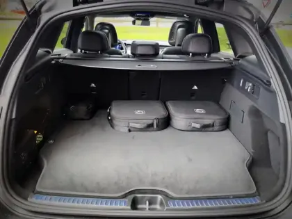 Photo 14 Mercedes Classe GLC SUV 300 e Hybrid EQ 4MATIC AMG Line +