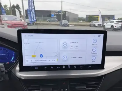 Photo 3 Ford Focus SW 1.0 Flexifuel mHEV 125ch Titanium X Business Powershift