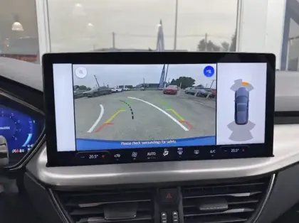 Photo 15 Ford Focus SW 1.0 Flexifuel mHEV 125ch Titanium X Business Powershift