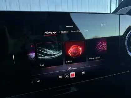 Photo 17 Mercedes CLA Coupe 250+ avec technologie EQ Limited Edition