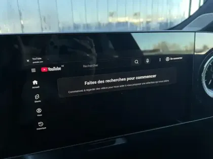 Photo 14 Mercedes CLA Coupe 250+ avec technologie EQ Limited Edition