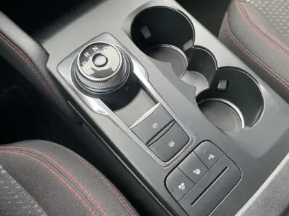 Photo 7 Ford Kuga 2.5 Duratec 190ch FHEV E85 ST-Line Business BVA