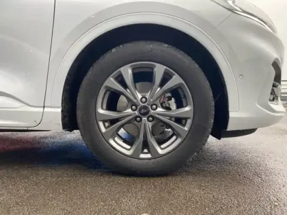 Photo 13 Ford Kuga 2.5 Duratec 190ch FHEV E85 ST-Line Business BVA