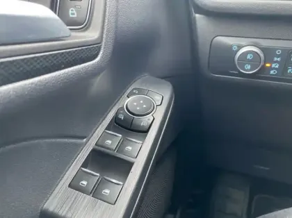 Photo 5 Ford Kuga 2.5 Duratec 190ch FHEV E85 ST-Line Business BVA