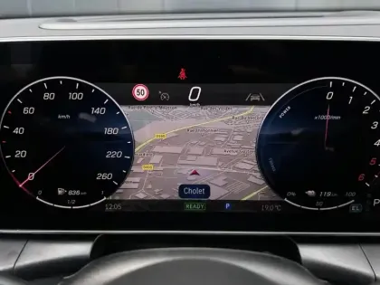 Photo 30 Mercedes Classe GLC 300 de Hybrid EQ 4MATIC AMG Line +