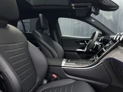 Photo 18 Mercedes Classe GLC 300 de Hybrid EQ 4MATIC AMG Line +