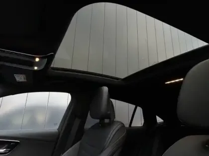 Photo 14 Mercedes Classe GLC 300 de Hybrid EQ 4MATIC AMG Line +