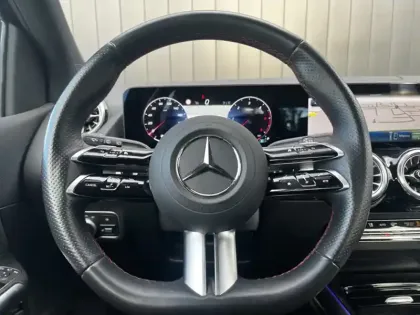 Photo 23 Mercedes Classe B 200 d AMG Line