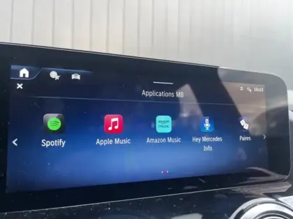 Photo 19 Mercedes Classe B 200 d AMG Line