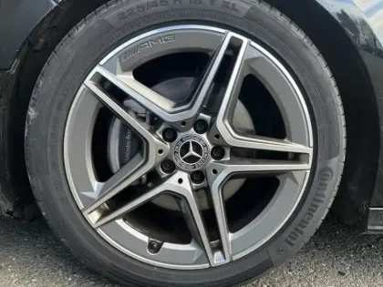 Photo 5 Mercedes Classe B 200 d AMG Line