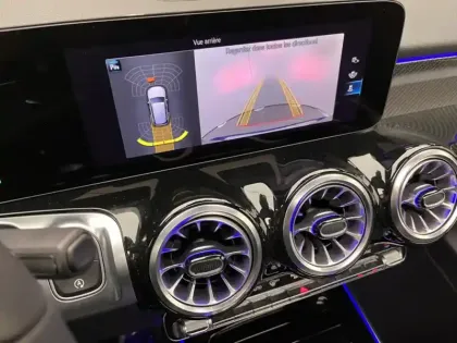 Photo 15 Mercedes GLB 200 d AMG Line