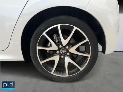 Photo 8 Toyota Yaris  116h Collection 5p MY22