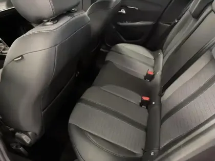 Photo 11 Peugeot 208  1.2 PureTech 100ch S&S Allure