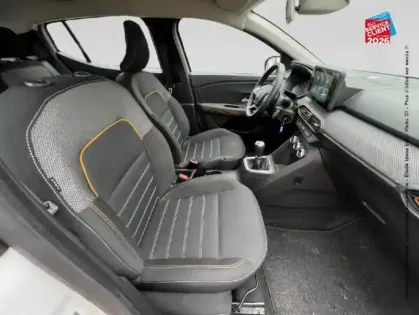 Photo 19 Dacia Sandero  1.0 ECO-G 100ch Stepway Confort -22