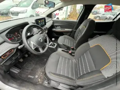 Photo 29 Dacia Sandero  1.0 ECO-G 100ch Stepway Confort -22