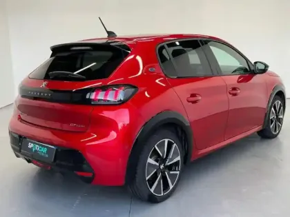 Photo 2 Peugeot 208  e- 136ch GT