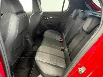 Photo 8 Peugeot 208  e- 136ch GT