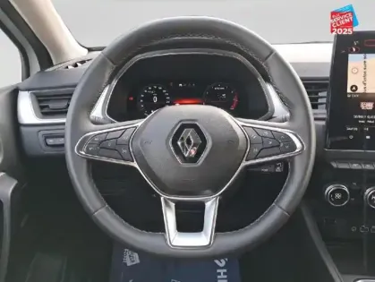 Photo 11 Renault Captur  1.3 TCe mild hybrid 140ch Techno