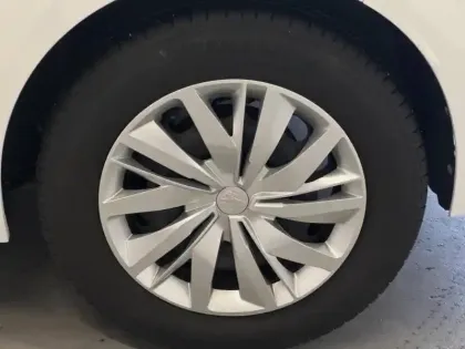 Photo 4 Peugeot 208  1.2 PureTech 75ch S&S Like